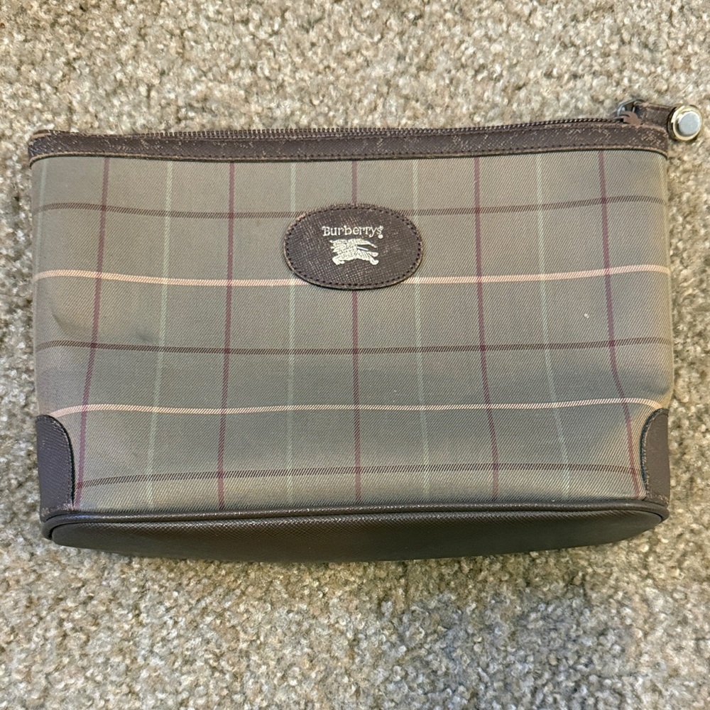 Burberry Clutch in Brown and Tan